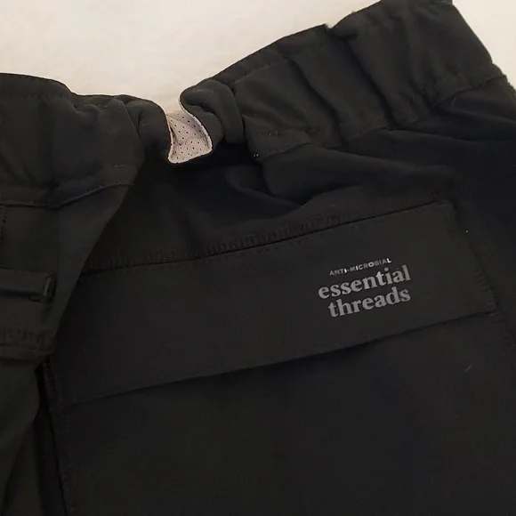 Essential Threads Welby mens Scrubs set - Picture 9 of 16